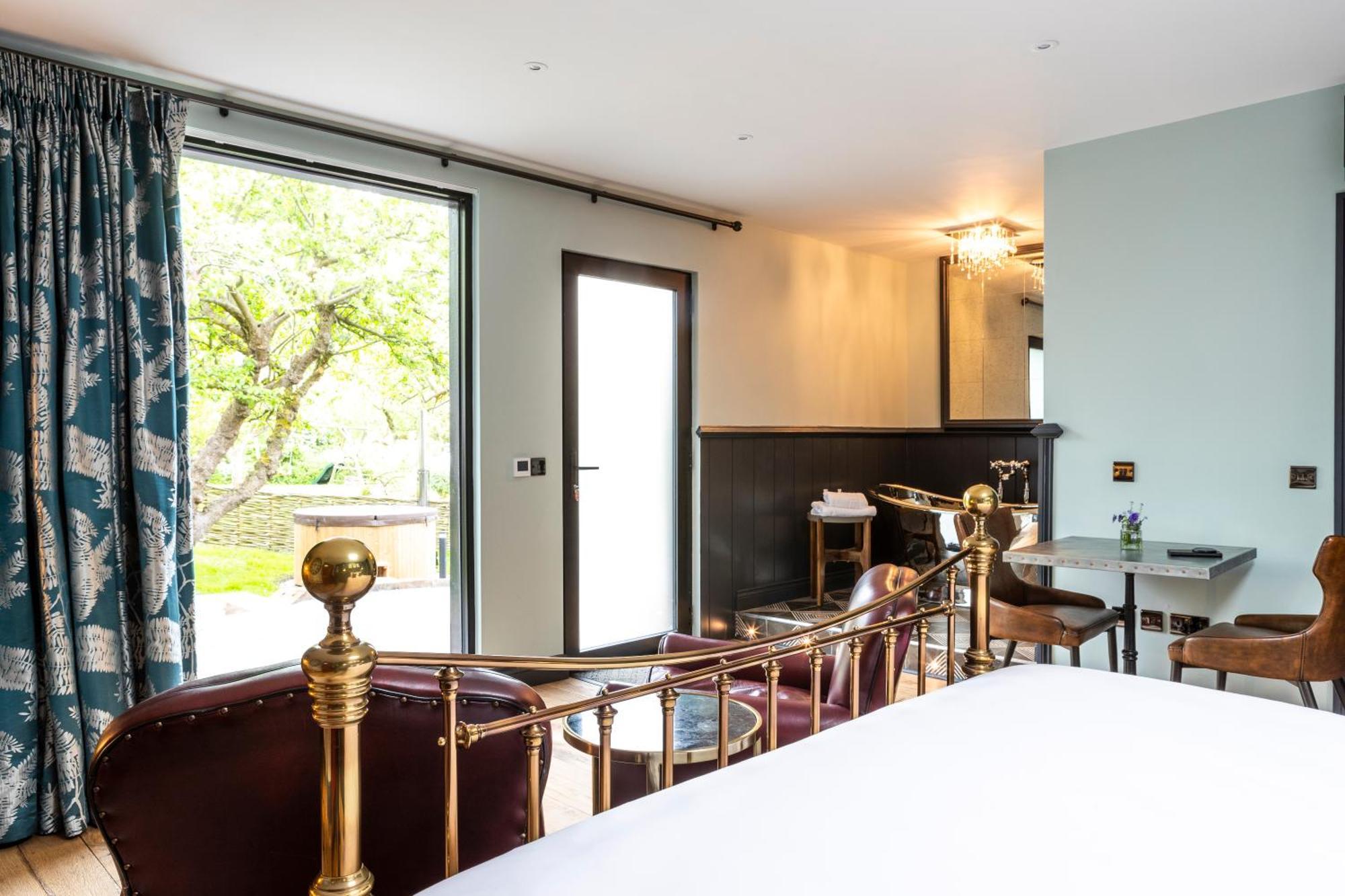 هنتينجتون Eagle Mill Luxury Rooms الغرفة الصورة