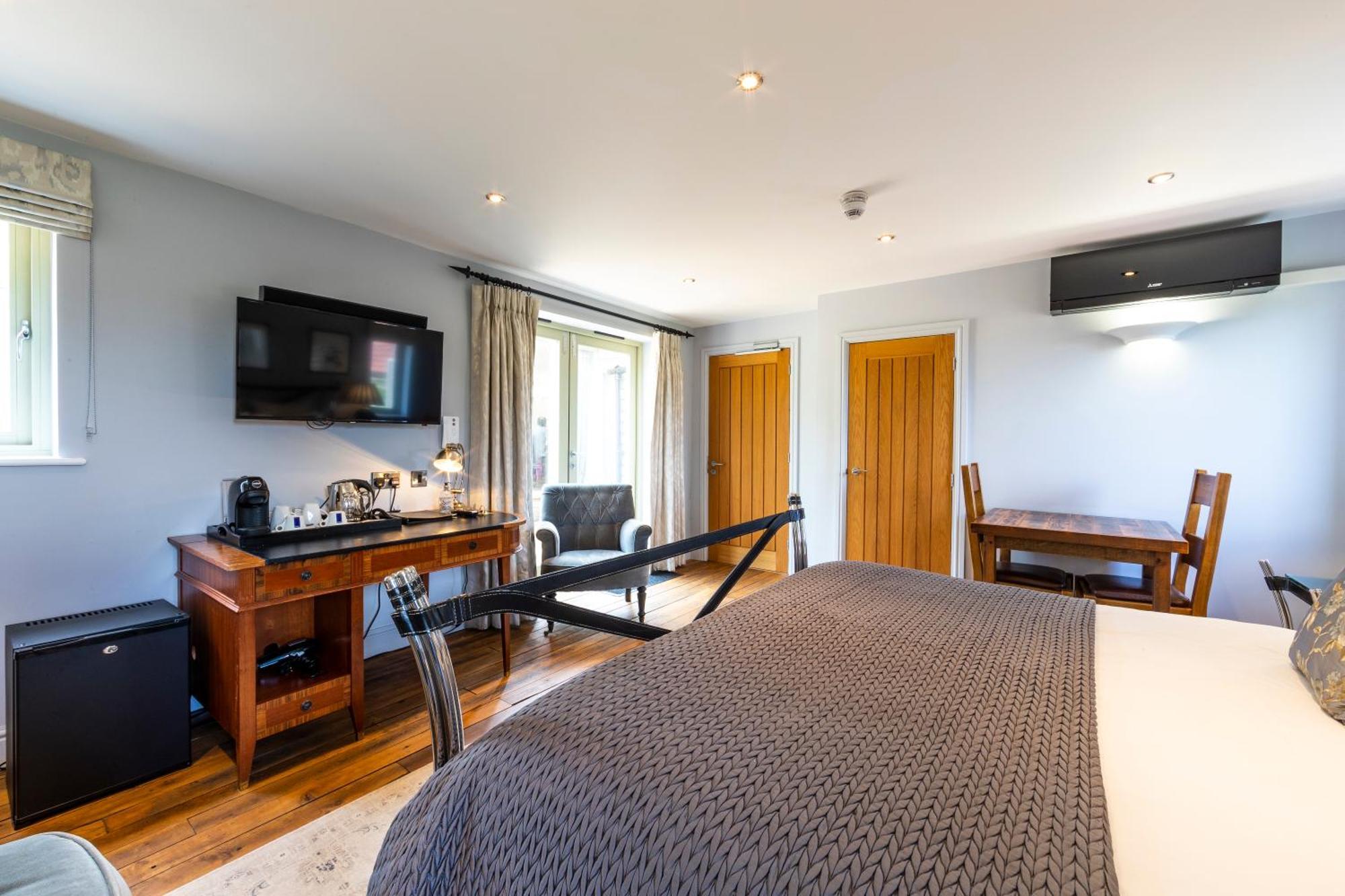 هنتينجتون Eagle Mill Luxury Rooms الغرفة الصورة