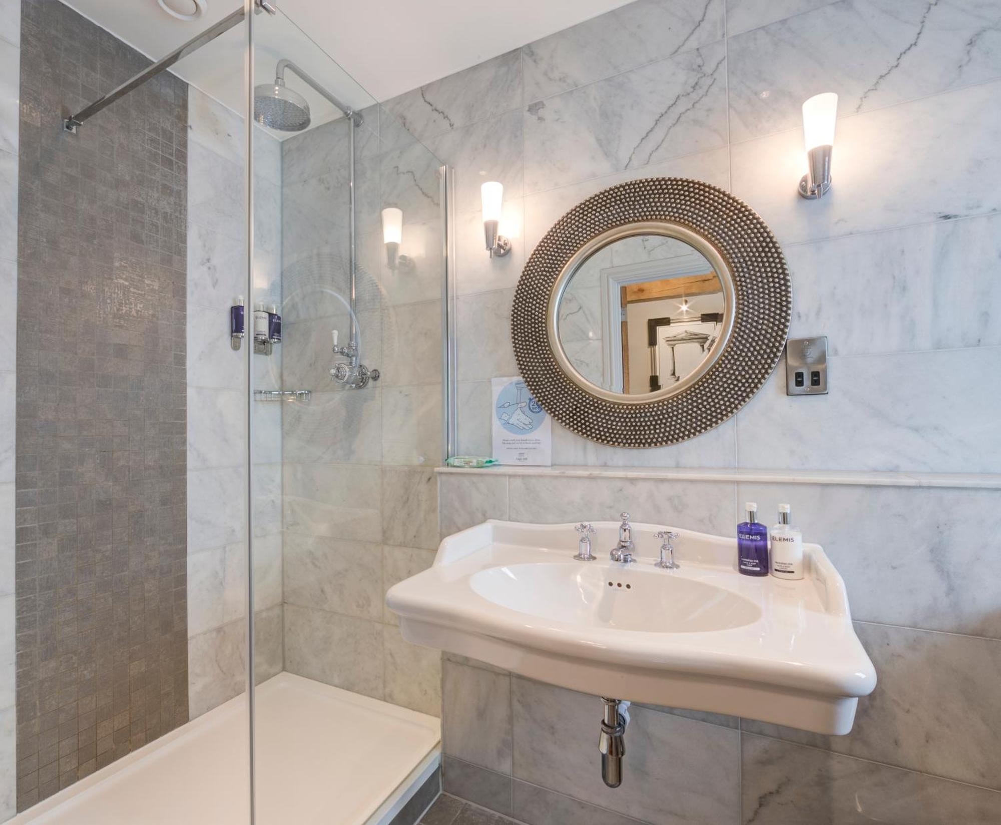 هنتينجتون Eagle Mill Luxury Rooms الغرفة الصورة